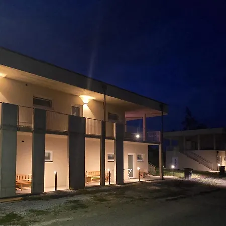 Monteurzimmer - Sido Immobilien Pirka